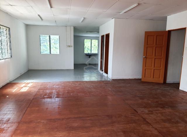 Penampang office 1st floor with private staircase (AC) 1