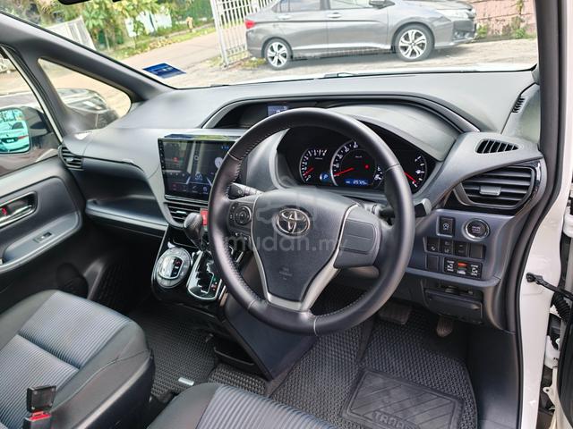 2016/21 Toyota VOXY ZS Kirameki 2.0 (A) - 3