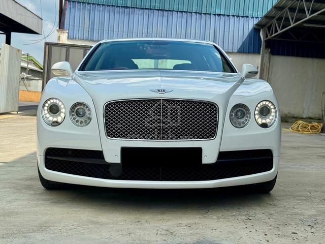 2014 Bentley Flying Spur V8 4.0 (A) - 2