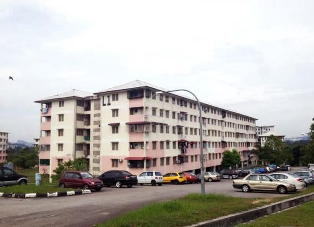 Mahkota Cheras Flat 1