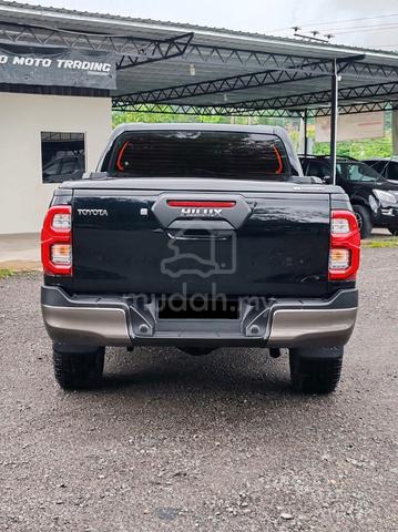 2022 Toyota HILUX 2.8 ROGUE (A) - 4