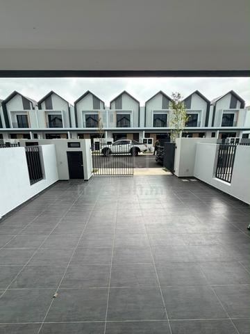 Bae Laman Permata Dato Onn Seri Austin For Sale 1