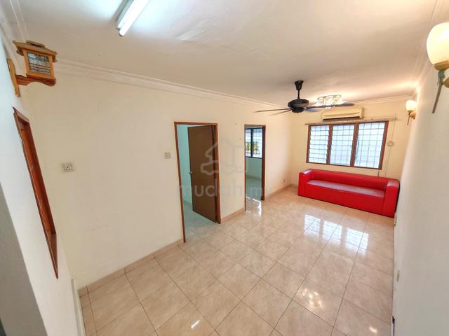 Apartment Lestari (Damansara Damai) 1