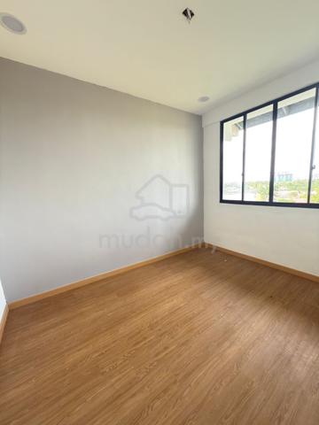 Flat Taman Perling 1