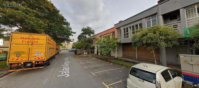 Taman Perindustrian Usj 1, Subang Jaya 1.5 Storey Corner Factory 1