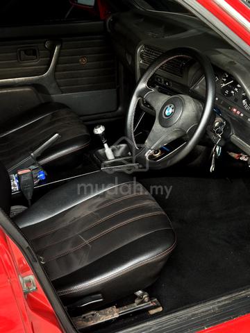 1995 Bmw 318i (CKD) 2.5 (M) - 3