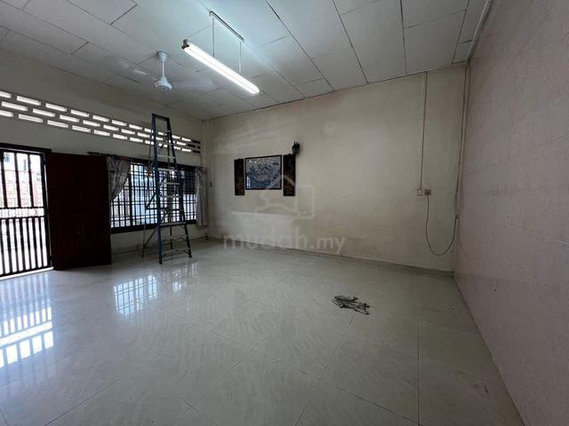 Full Loan Kampung Baru Senai Single Storey Terrace Renovate House Sale 1