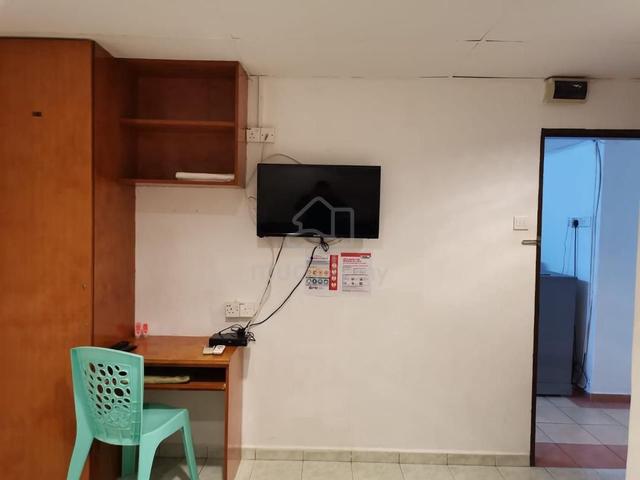 3 Storey Shoplot Melaka Raya nr Mahkota Parade Dataran Pahlawan 1