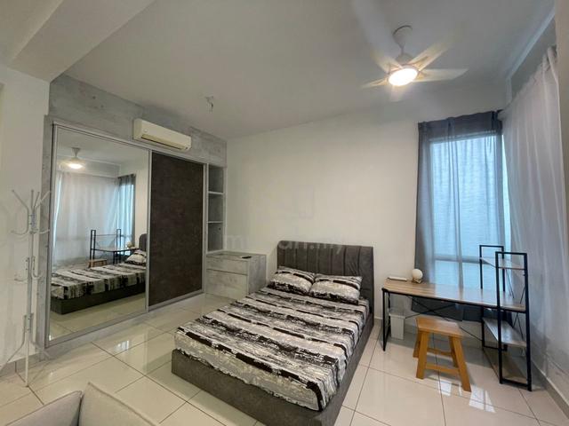 Kiara Plaza 1