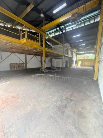 1.5 Storey Factory at Seri Kembangan For Rent 1