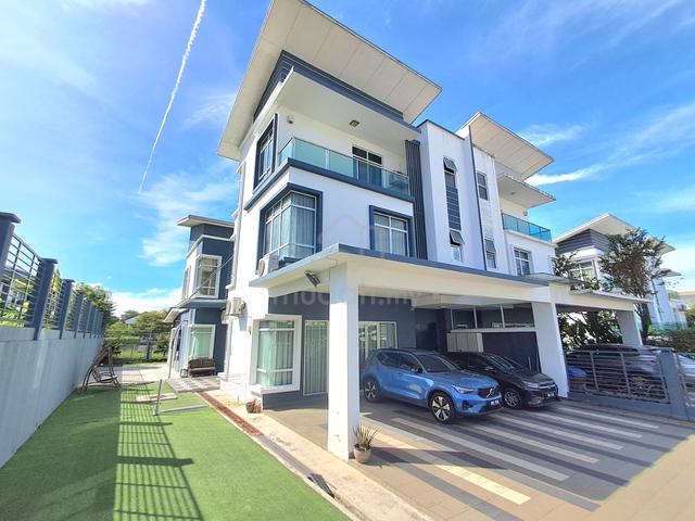 Near Metropoint Kajang Renovated 2.5 Storey Semi-D Sentosa Heights 1