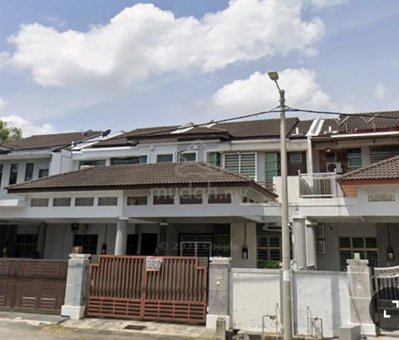Taman Merbok Double Storey Terrace for Rent 1