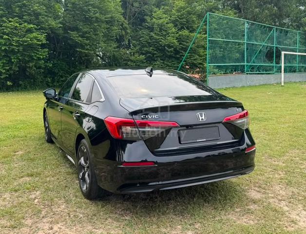 2024 Honda CIVIC 1.5 V MY22 FE (A) - 4
