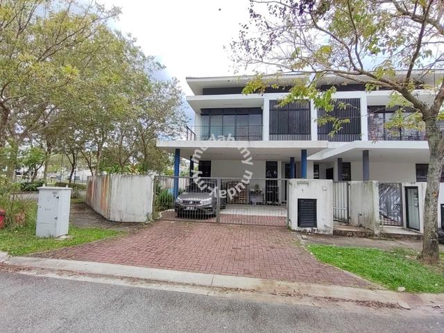 GUARDED CORNER Lot Semi Detached House Jenderam Harmoni Dengkil Sepang 1