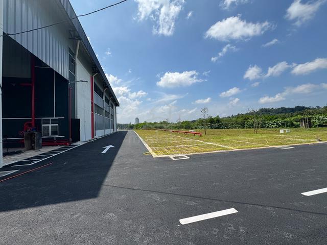 Double Storey Warehouse/Factory Kaw. Perindustrian Tasik Utama 1