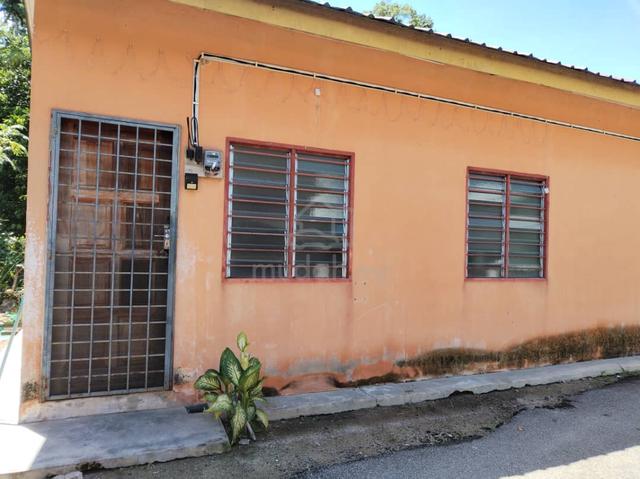 Rumah sewa kg bahagia teluk intan 1