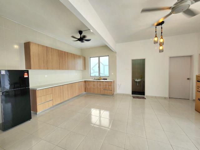 Aurora Residence @ Lake Side City 2