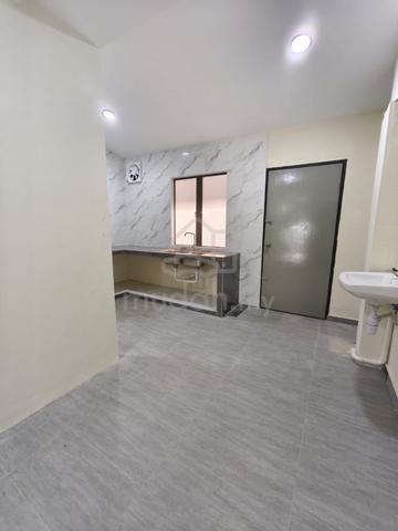 Johor Jaya Low Cost Double Storey FULLY RENOVATION For sale 3
