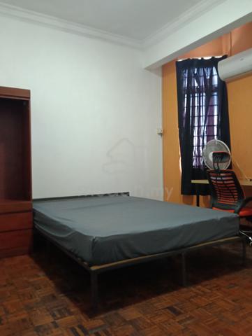 Bukit OUG condo awam besar LRT station medium room to let 1