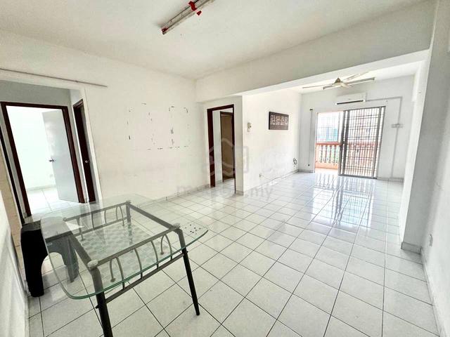 Sri Dahlia Apartment (Kajang) 1