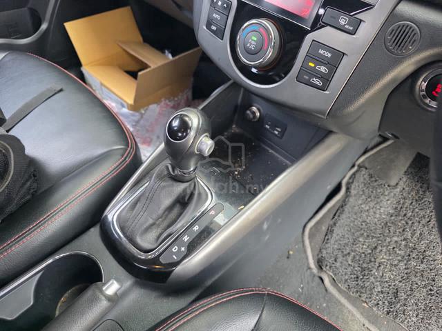 2012 Kia FORTE 1.6 SX (A) - 5