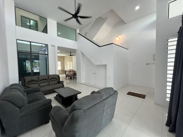 FOR SALE: Spacious 3-Storey House in Ipoh 1