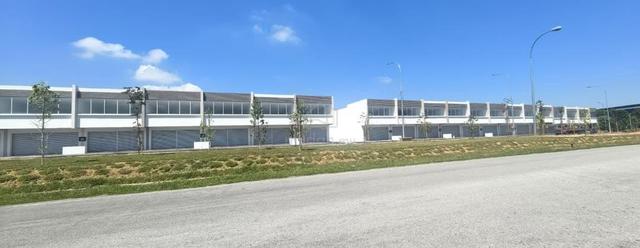 Kesuma Square shoplot single storey @Semenyih For Rent 1