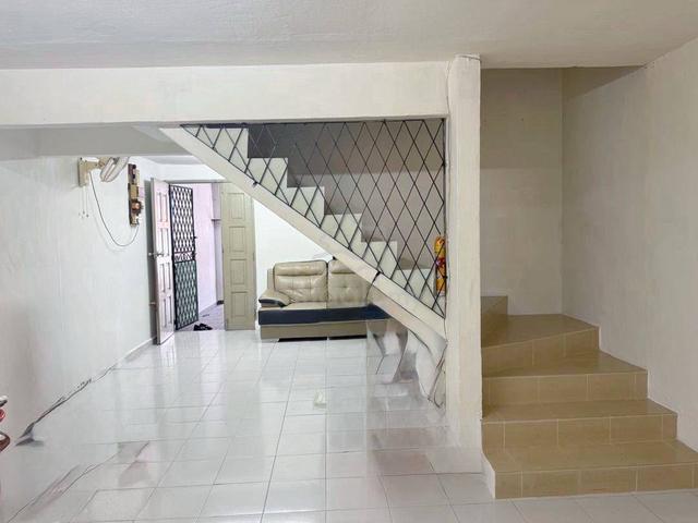 Full Loan Plentong @ Jalan Rotan Sega Fully Extended Low Cost House 1