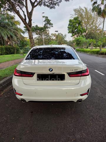2021 BMW 320i SPORT 2.0L (A) - 4