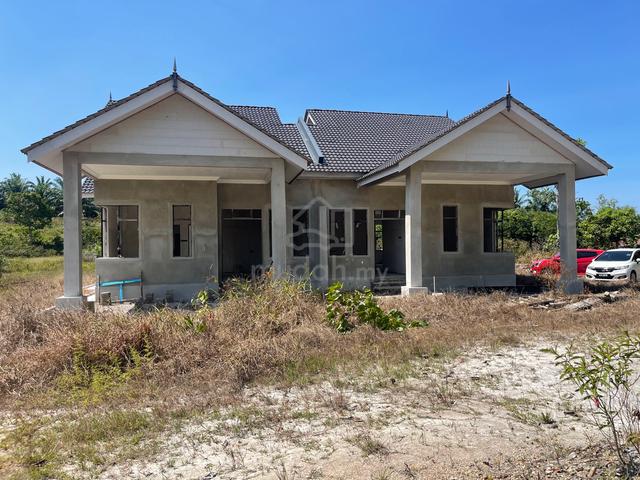 Rumah Semi-D Guntung Luar Setiu Permaisuri 1