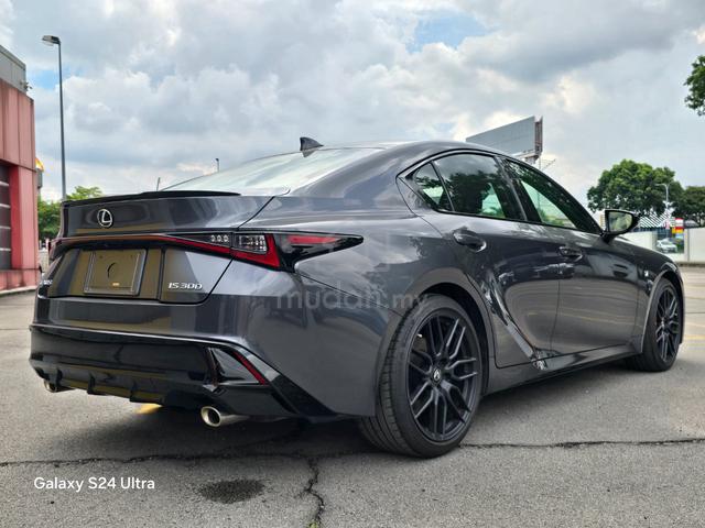 2022 Lexus IS300 2.0 F-SPORT MODE BLACK S (UNREG) - 4