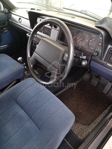 1995 Volvo 240 2.0GL (Manual) - 4