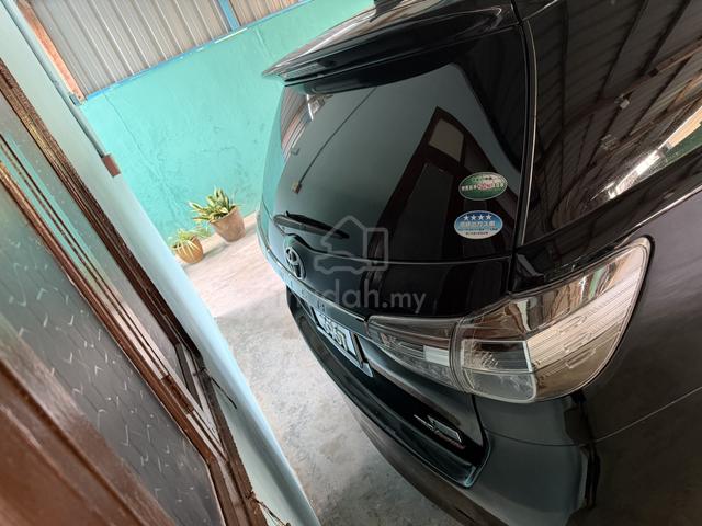 2013 Toyota WISH 1.8 G FACELIFT (A) - 4