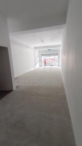 FIRST FLOOR UNIT Enigma Kompleks Shoplots Bandar Puteri Bangi 1