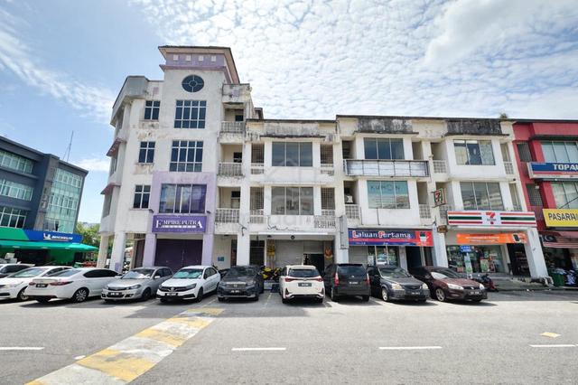 Shoplot Bandar Seri Putra, Bangi 1
