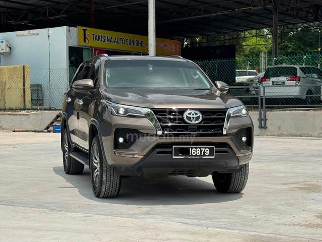 2022 Toyota FORTUNER 2.4 DIESEL - 3