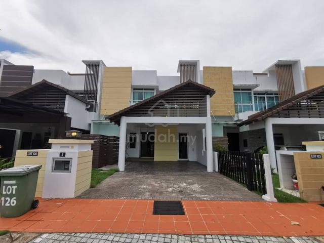 D’BANYAN RESIDENCY @ SUTERA 1