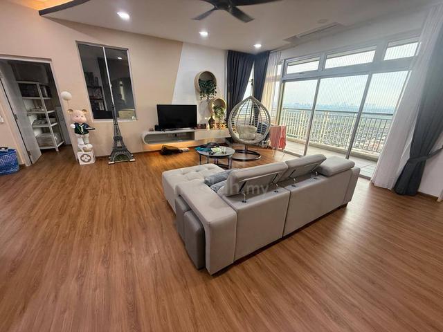 Centra Residences @ Nasa City 1