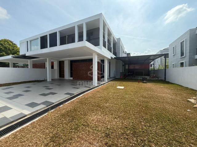 Garden Villa Corner Semi D l 49 x 82 l Nice Unit 1