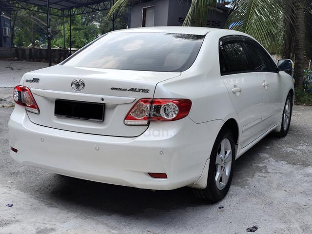 2011 Toyota COROLLA ALTIS 1.8 E (A) GOOD CONDITION - 3