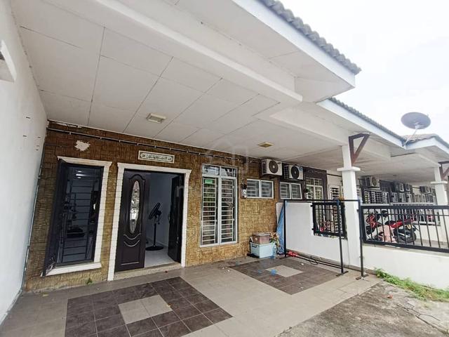 NICELY RENOVATED - Single Storey @ Bandar Putera 2, Klang for Sale 1