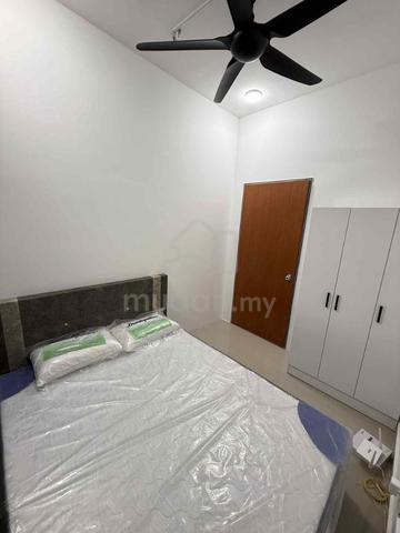 Room for Rent at Residensi Ava Kepong | Medium & Partition Room 1