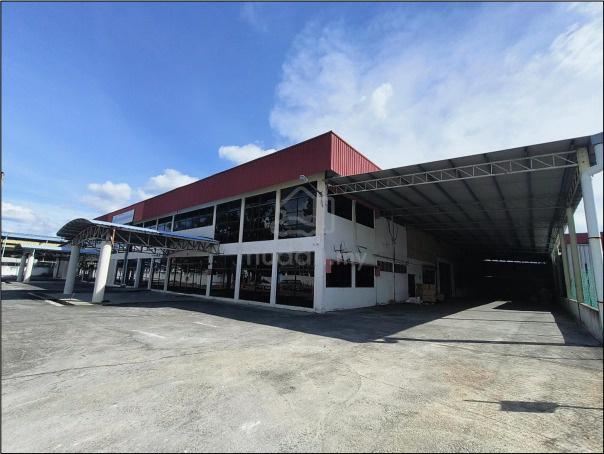 19,000 sq ft High Power 1,000A Detached Factory for Rent 1