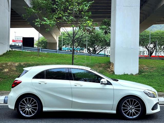 Mercedes Benz A200 1.6 AMG HATCHBACK FULON 1 OWNER - 3
