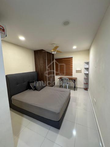 Subang Jaya SS14 LRT SS15 room bilik > USJ Sunway PJ (attached bath) 1