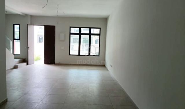 Krubong Heights, Double Storey Terrace House For RENT. 1