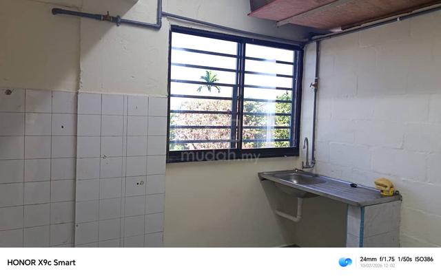 Flat Puchong Permai 1