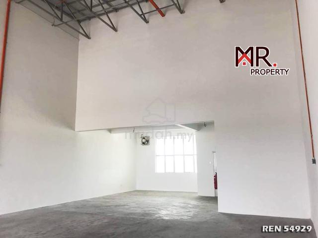 FACING ROAD 1.5 Storey Light Industry Batu Kawan FOR SALE 1