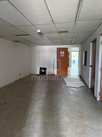 Office with lift @ Bandar Tasik Selatan, Sg Besi for rent 1