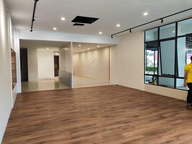 5.5sty shop Plaza Taragon Kelana Jaya ss6, HIGH ROI Freehold 1